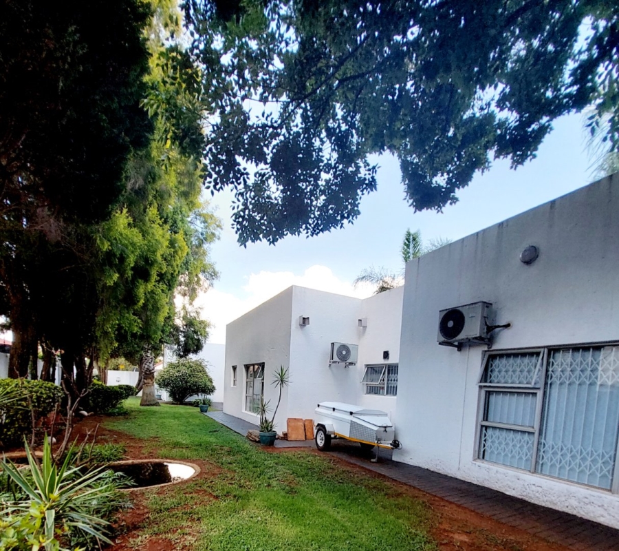 3 Bedroom Property for Sale in Flamwood North West